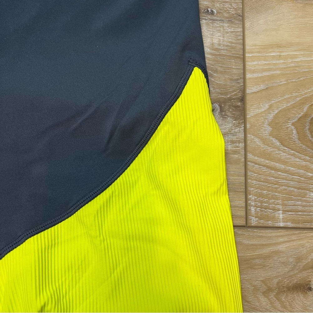 Zyia Active Neon Yellow Parallel Luxe Hi-Rise 7/8 24 Inch Leggings. Size… - Picture 9 of 10